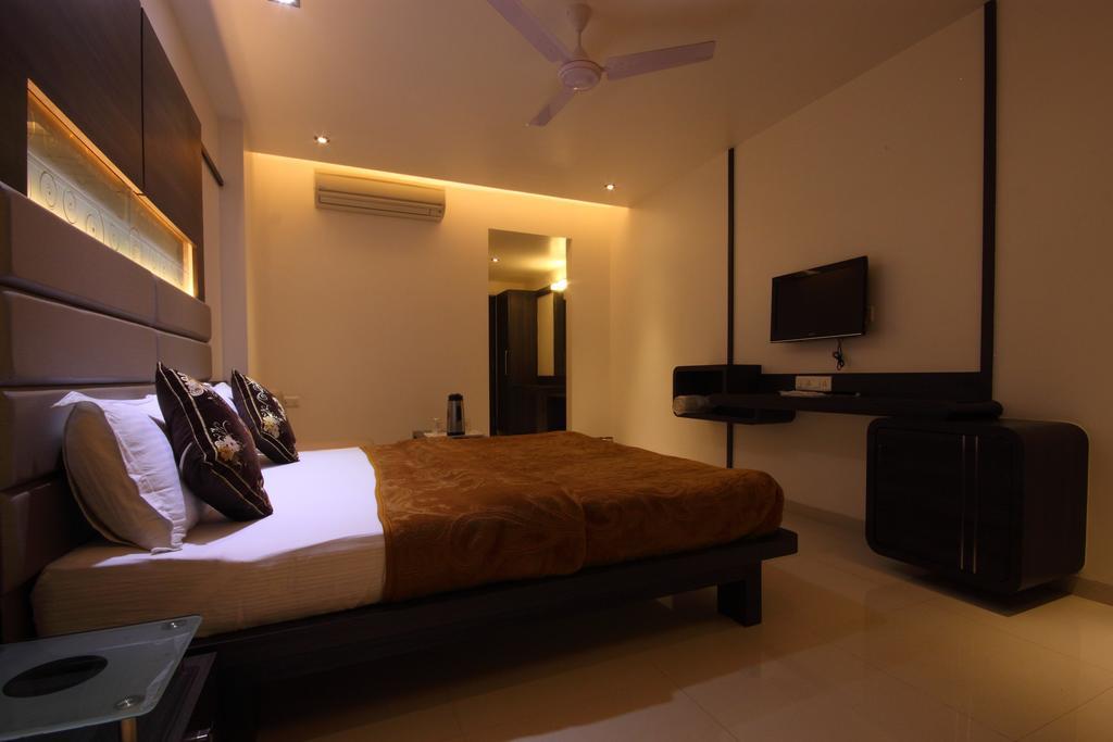 Hotel Apex Surat Camera foto