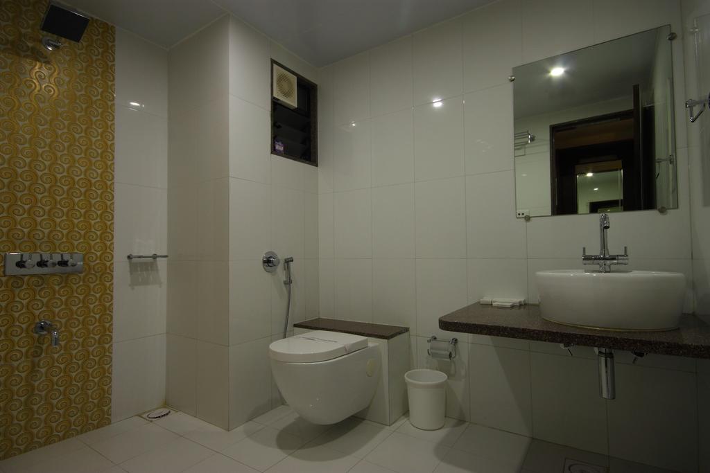 Hotel Apex Surat Camera foto